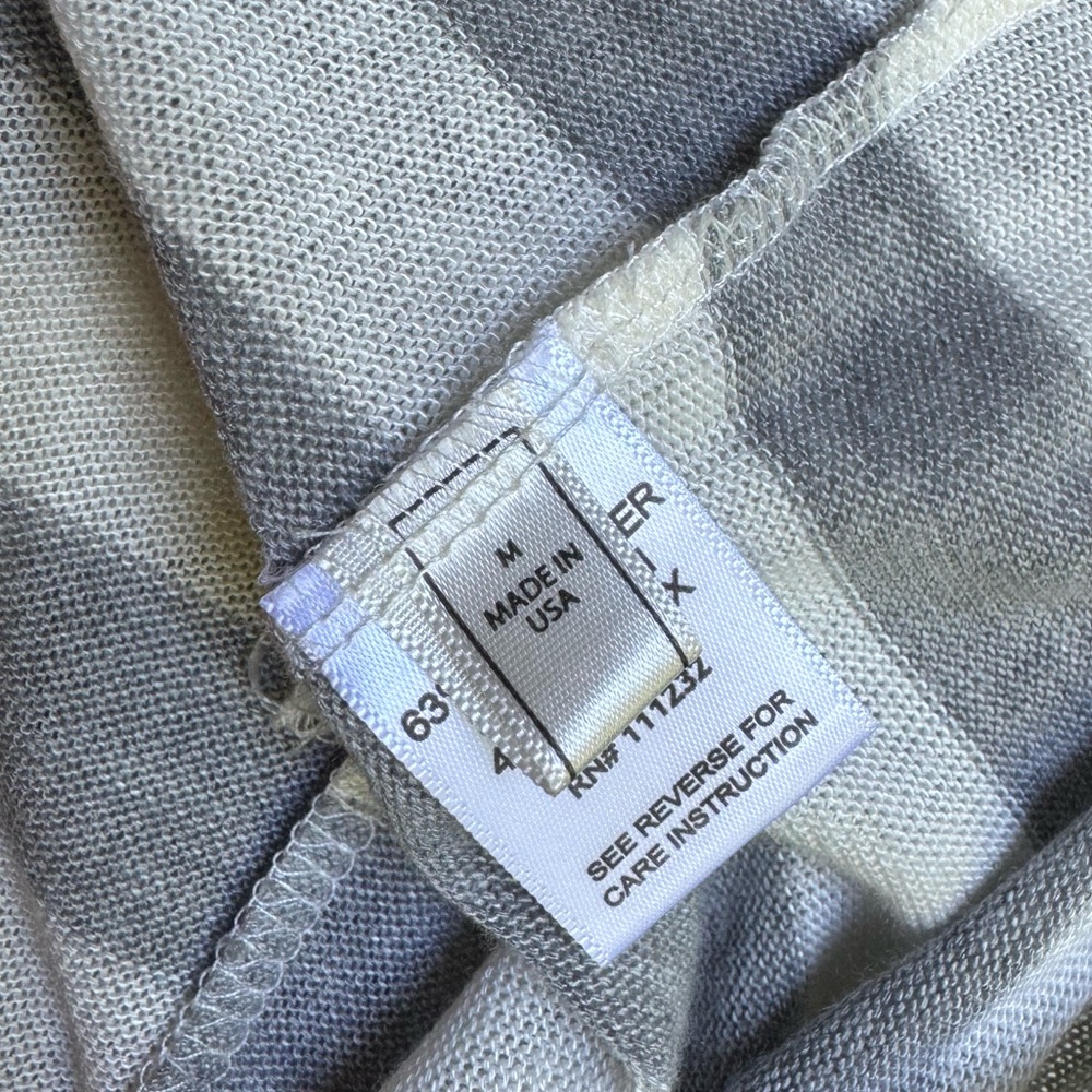 Johnny Becca Gray and Off-White Layered Striped Sleeveless Top Size Medium - Picture 6 of 6